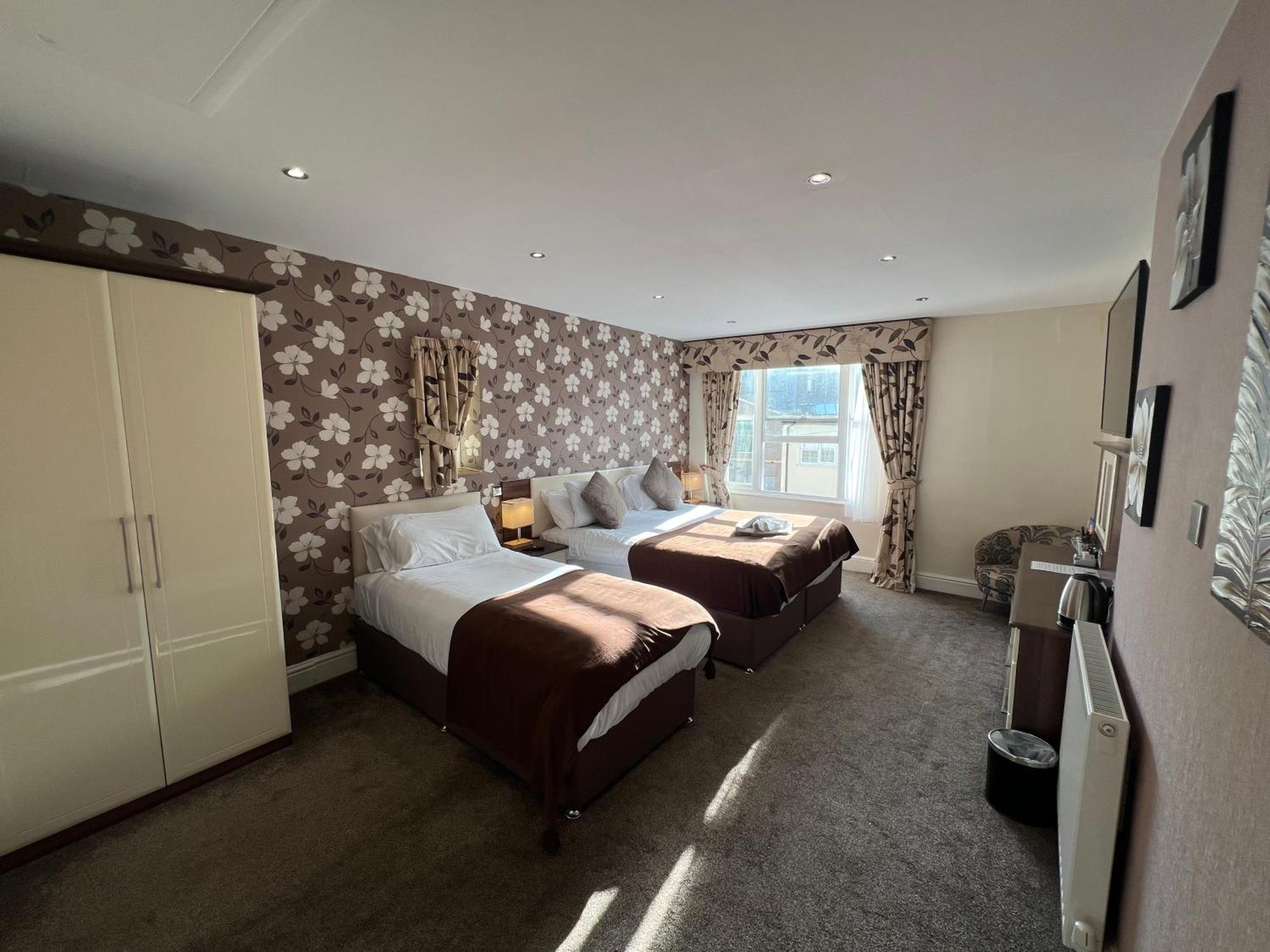 Lauriston & Lawton Court Hotel Llandudno Exterior photo